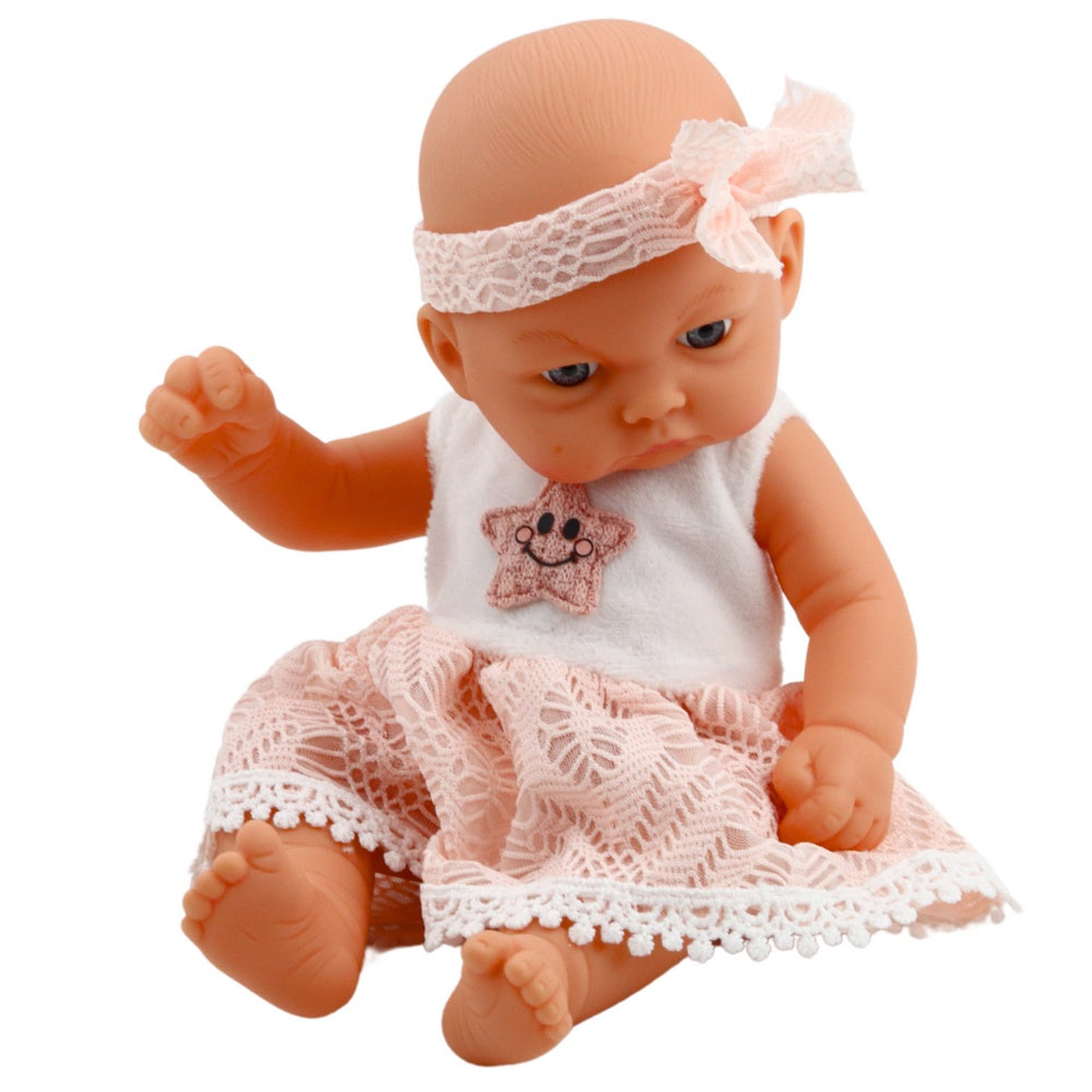 Babydocka 24 cm med rosa spetsklänning och huvudband