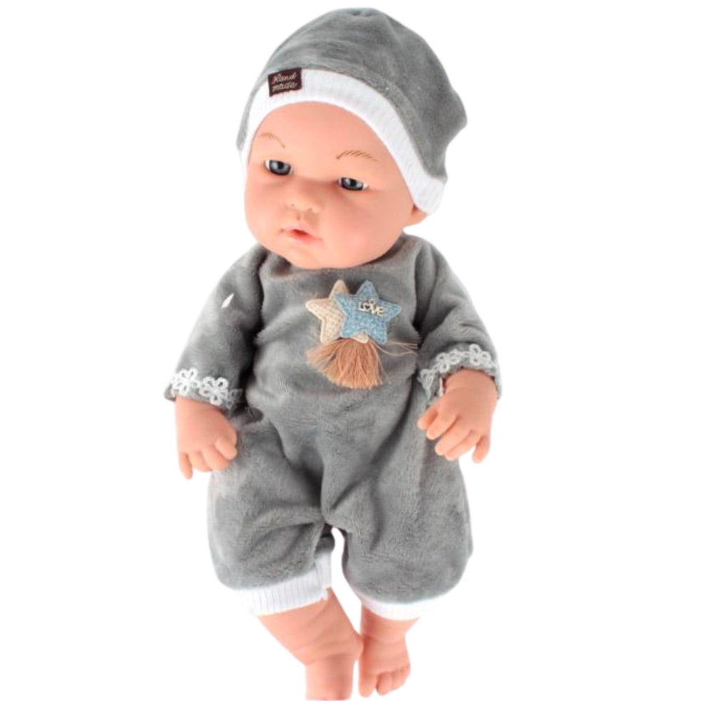 Babydocka 30 cm med grå pyjamas och mössa, mjuk tygklädsel
