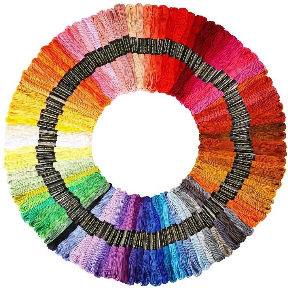Broderigarn mouline 100-pack 8 m/docka slumpmässiga färger