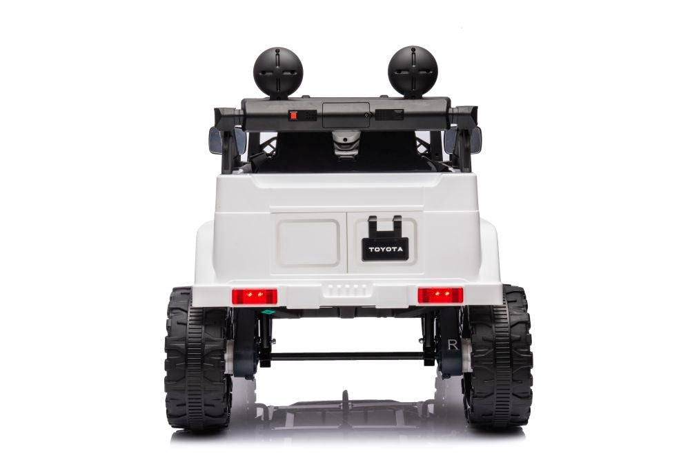 Elbil för barn Toyota FJ batteribil vit