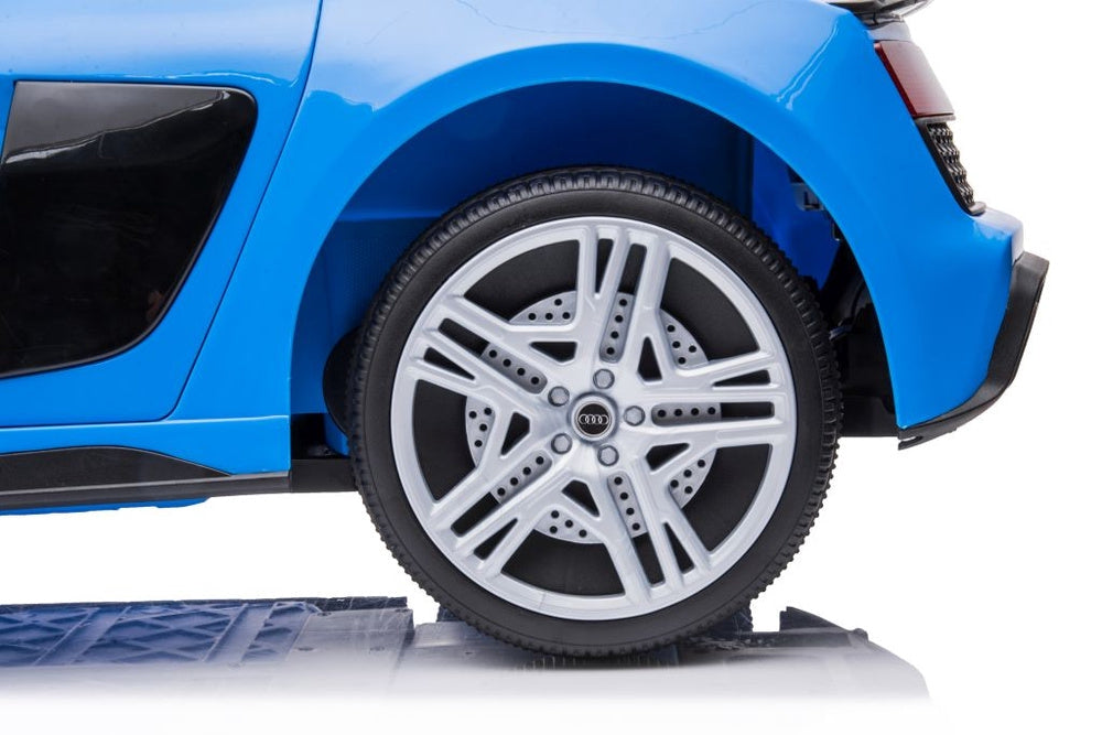 Elektrisk åkbil Audi R8 12V 2x45W med fjärrkontroll, USB/Bluetooth