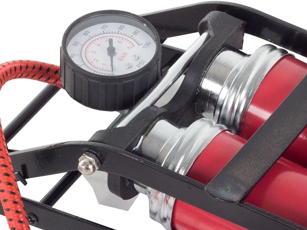Fotpump med manometer dubbelcylinder 7 bar/100 PSI för bil/cykel