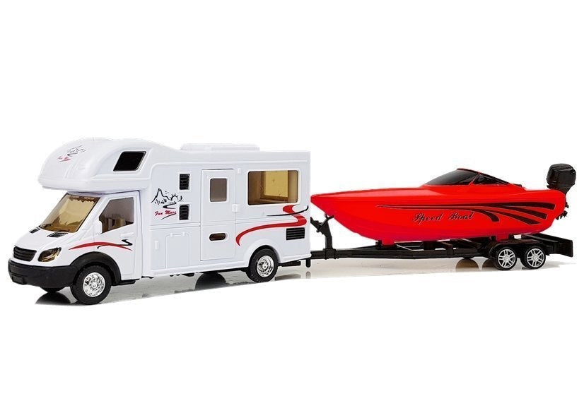 Leksaksset camper och röd motorbåt med detaljerad inredning 3+ år