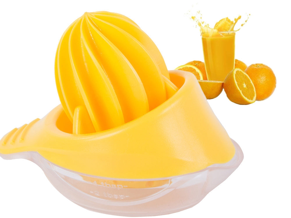 Manuell citruspress i plast 50 ml gul 12,5x8 cm