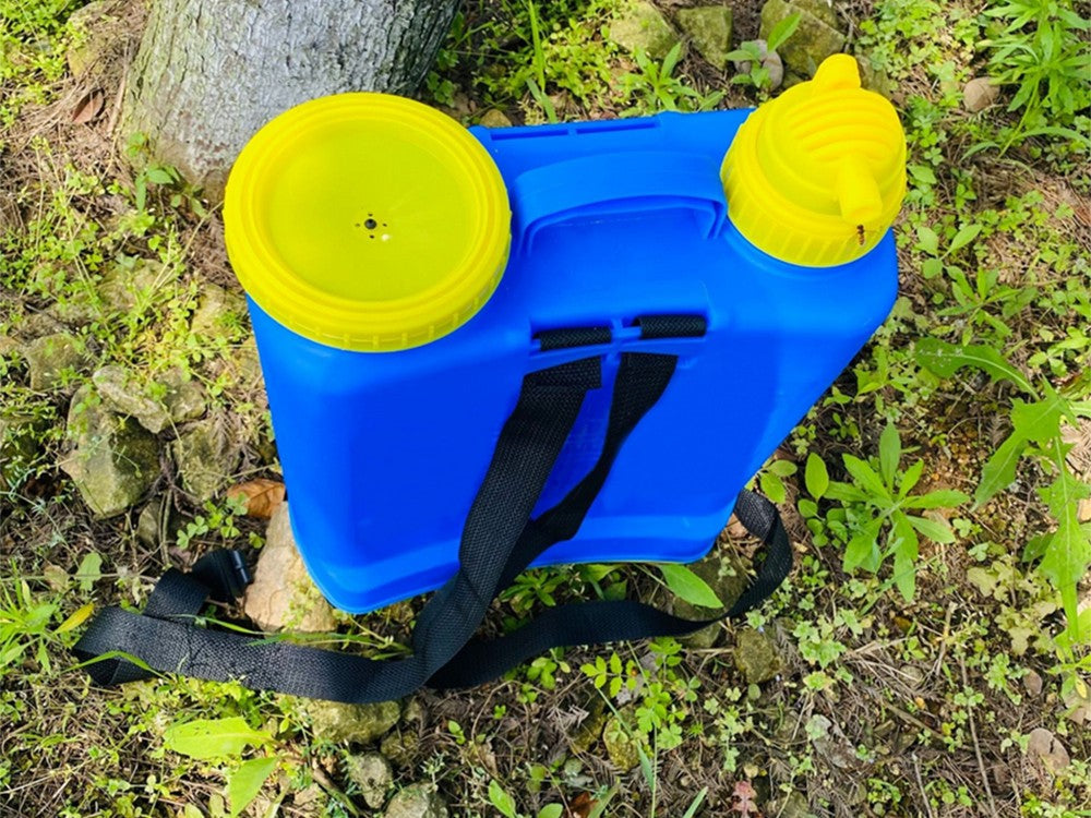 Ryggburen tryckspruta 20 L 4 bar med lans 75 cm slang 110 cm blå