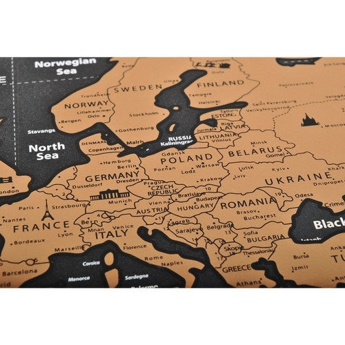 Skrapkarta världskarta 82x59 cm guld/svart skrapyta i tub
