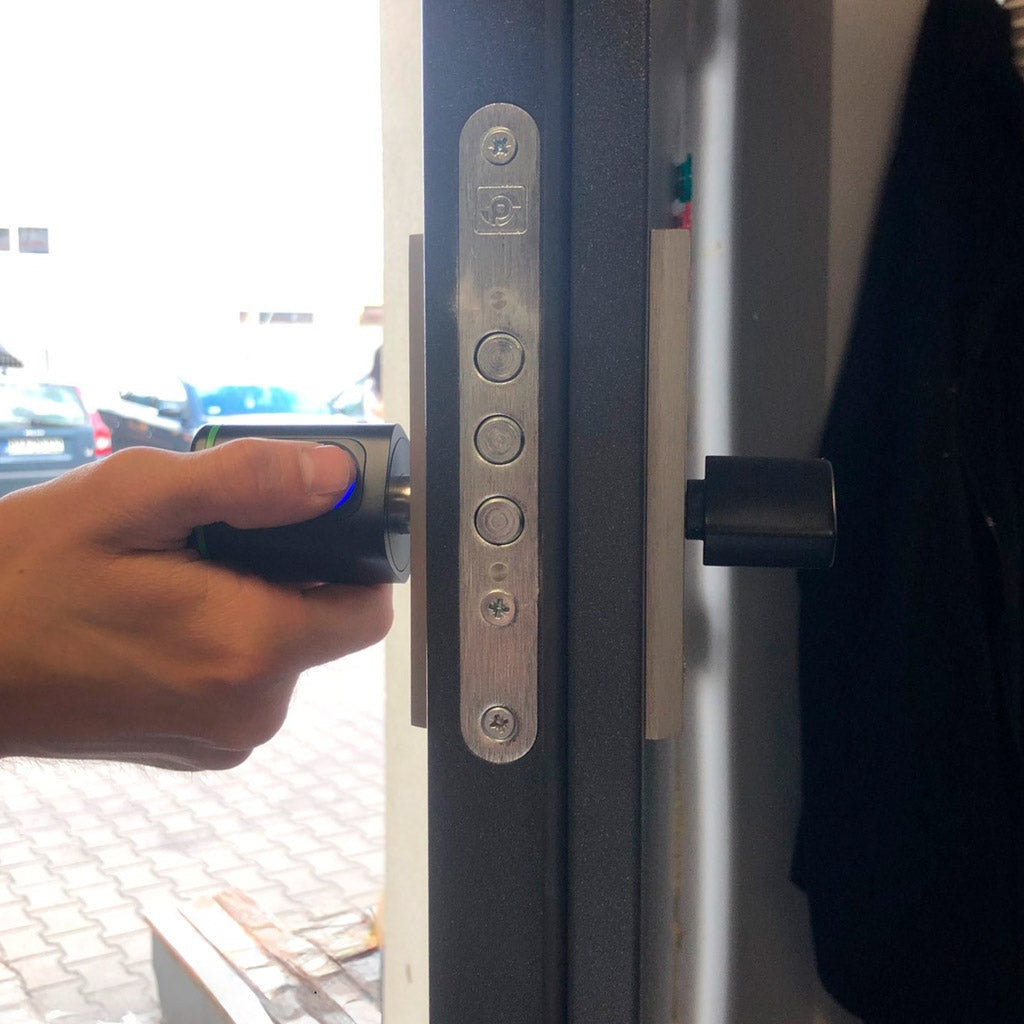 Smart dörrlås med fingeravtryck RFID app och nyckel, för 30-60 mm dörr