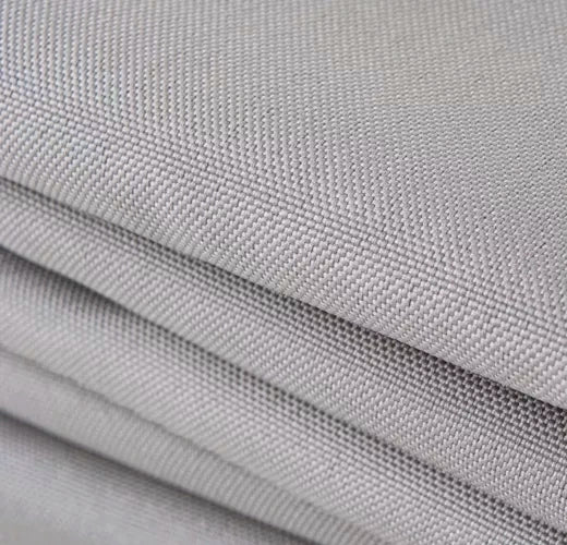 Solsegel kvadratiskt 3,6x3,6 m grå polyester 120 g/m² inkl snöre