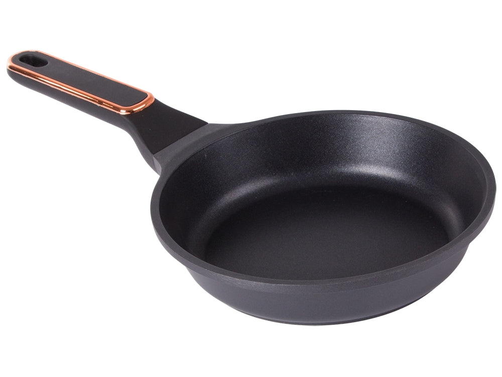 Stekpanna 20 cm non-stick gjuten aluminium svart för induktion