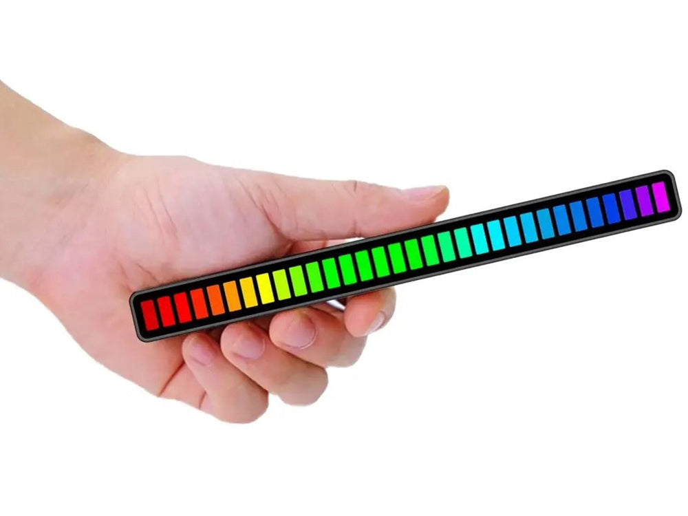 USB RGB LED-ljusramp 32 LED 18 lägen med batteri och mikrofon svart