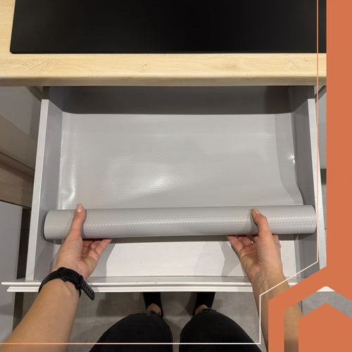 Antisklidmatta EVA 500x50 cm 0,7 mm grå för lådor och hyllor