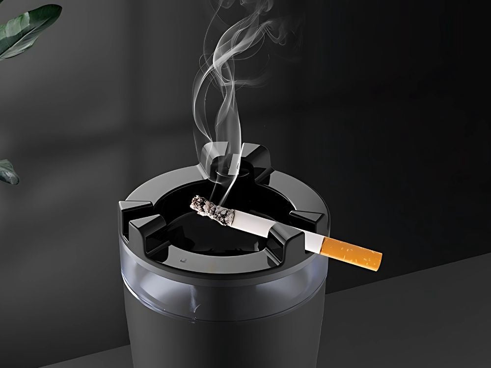 Askfat för bil 13x6 cm med cigarettsläckare och hållare svart