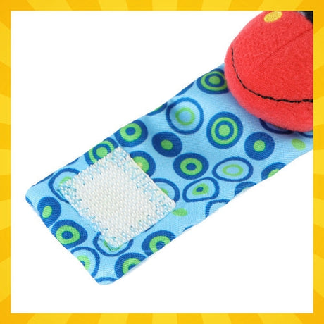 Babyrasselset 4 delar handband och strumpor med rassel 0+