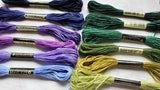 Broderigarn mouline 100-pack 8 m/docka slumpmässiga färger