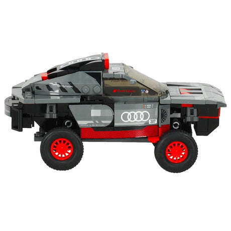 Byggklossar bilmodell 1:30 Audi RS Q e-tron 376 delar