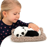 Dekorativ figur sovande panda på kudde 18x15 cm med transparent bärväska