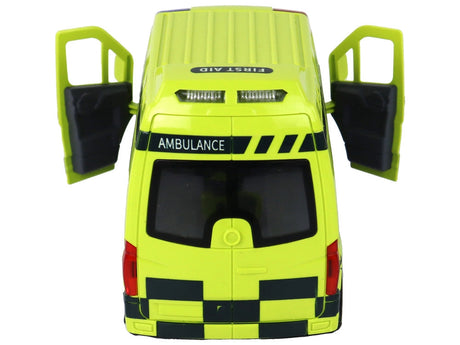 Fjärrstyrd ambulans leksaksbil med ljus och siren 22 cm gul