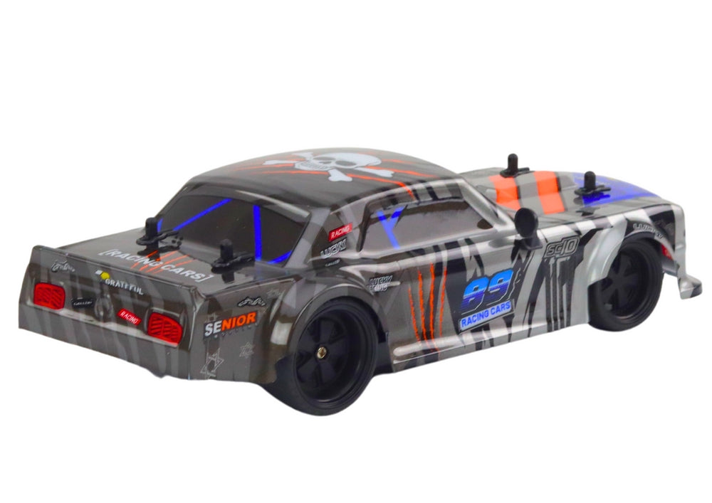 Fjärrstyrd sportbil 1:18 23 cm med fjärrkontroll, 6+ år