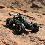 Fjärrstyrd stuntbil 2,4 GHz 18 km/h 40 m räckvidd 6+ 23 cm