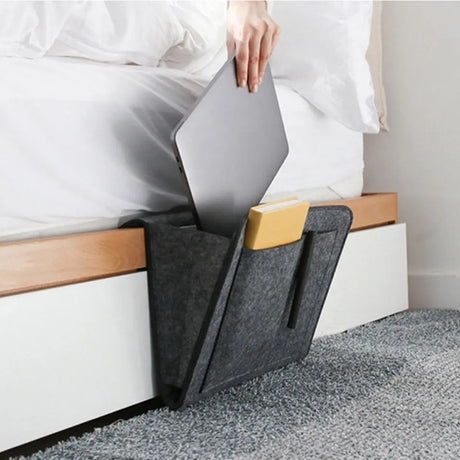 Förvaringsväska i filt 32x20x10 cm för säng/soffa, flera färger