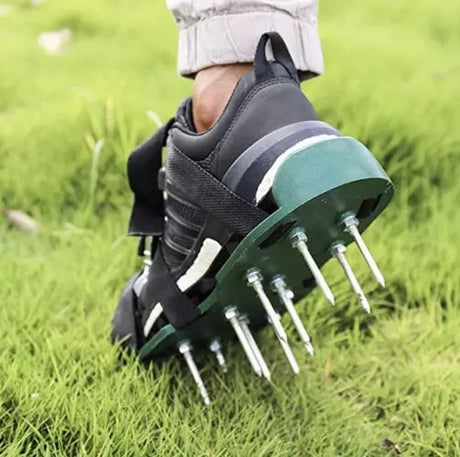 Gräsmatteluftare skor med 26 spikar 5 cm, stl 36-46, 2-pack