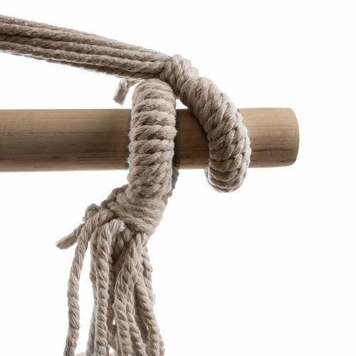 Hängstol brasiliansk stil beige 120 kg med träkors och 2 kuddar