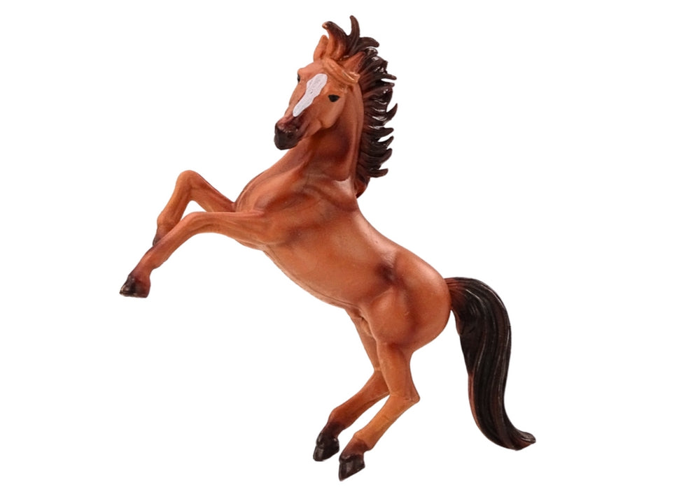 Hästfigur 14 cm brun/grå stående på bakbenen, leksak 3+