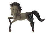 Hästfigur 14 cm brun/grå stående på bakbenen, leksak 3+