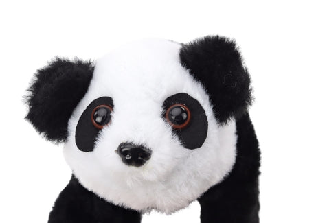 Interaktiv plyschpanda 18 cm med transportväska, batteridriven (2xAA)