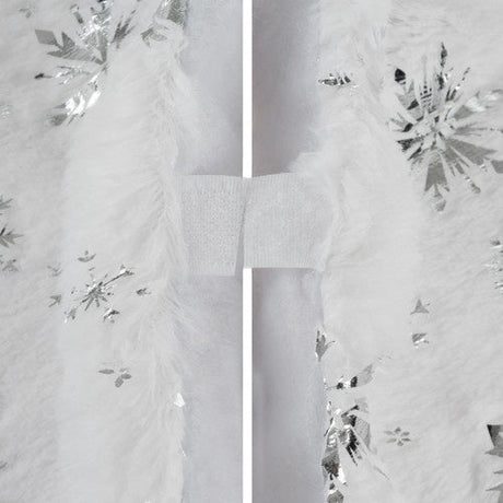 Julgransmatta vit/silver 90 cm polyester med stjärnor och snöflingor