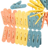 Klädnypor plast med metallfjäder pastell 18-pack 6,5x1,5 cm