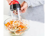 Manuell grönsaksskärare spiralizer med behållare 400 ml vit/svart