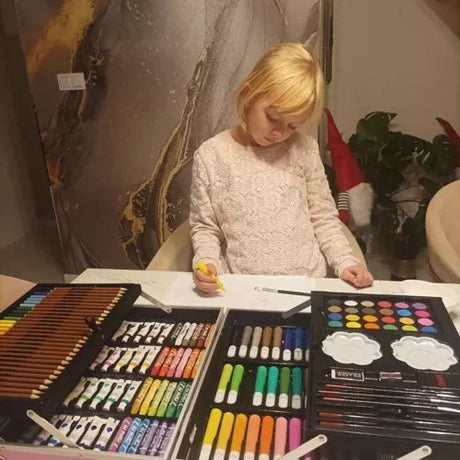 Målar- och ritset 144 delar i väska rosa med pennor, kritor, färg