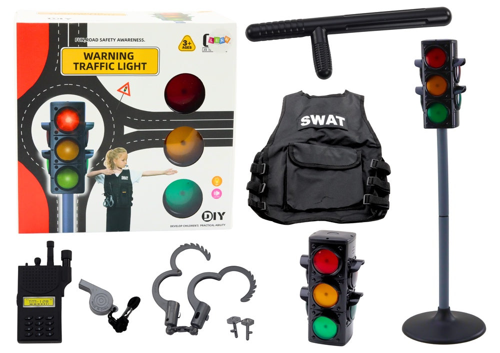 Polisleksaksset med trafikljus, väst, handbojor & walkie-talkie 3+