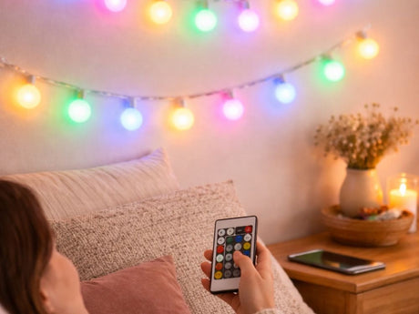 RGB LED-ljusslinga 7,5 m 50 LED USB med app och fjärrkontroll