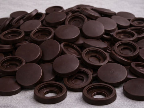 Skruvskydd täckpluggar plast brun 13 mm 100-pack
