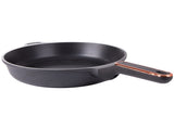 Stekpanna 28 cm gjuten aluminium non-stick, svart, för induktion