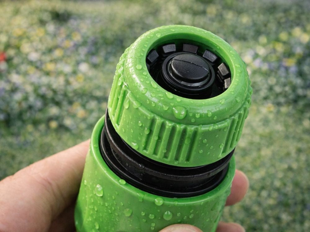 Trädgårdsslang 1/2 tum 30 m med spraypistol 7 lägen + 3 kopplingar