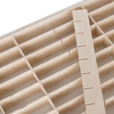 Trähylla för leksaksbilar 54 fack plywood furu 60x40 cm