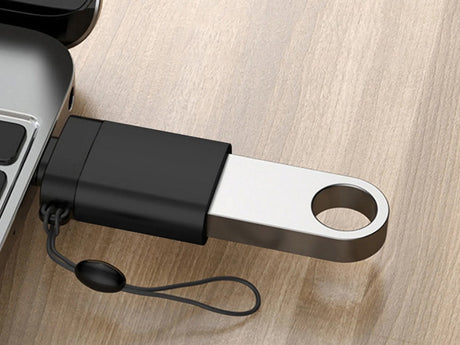 USB-C till USB-A 3.0 OTG-adapter svart 1,5x3 cm med lanyard