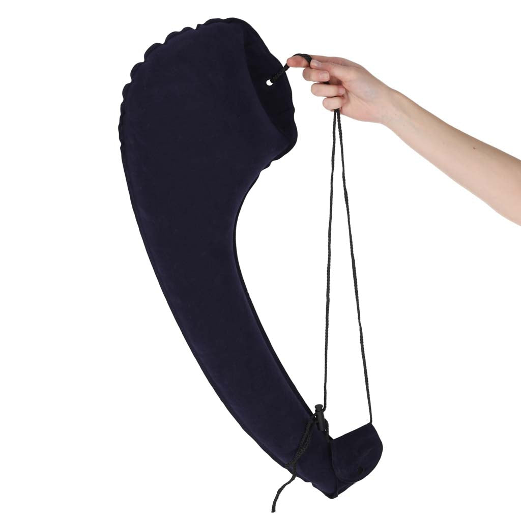 Uppblåsbar resekudde med sidostöd och clips för bilsäte marinblå