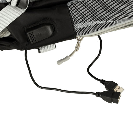 Vattentålig reseryggsäck med USB-port och skofack svart 45x28x16